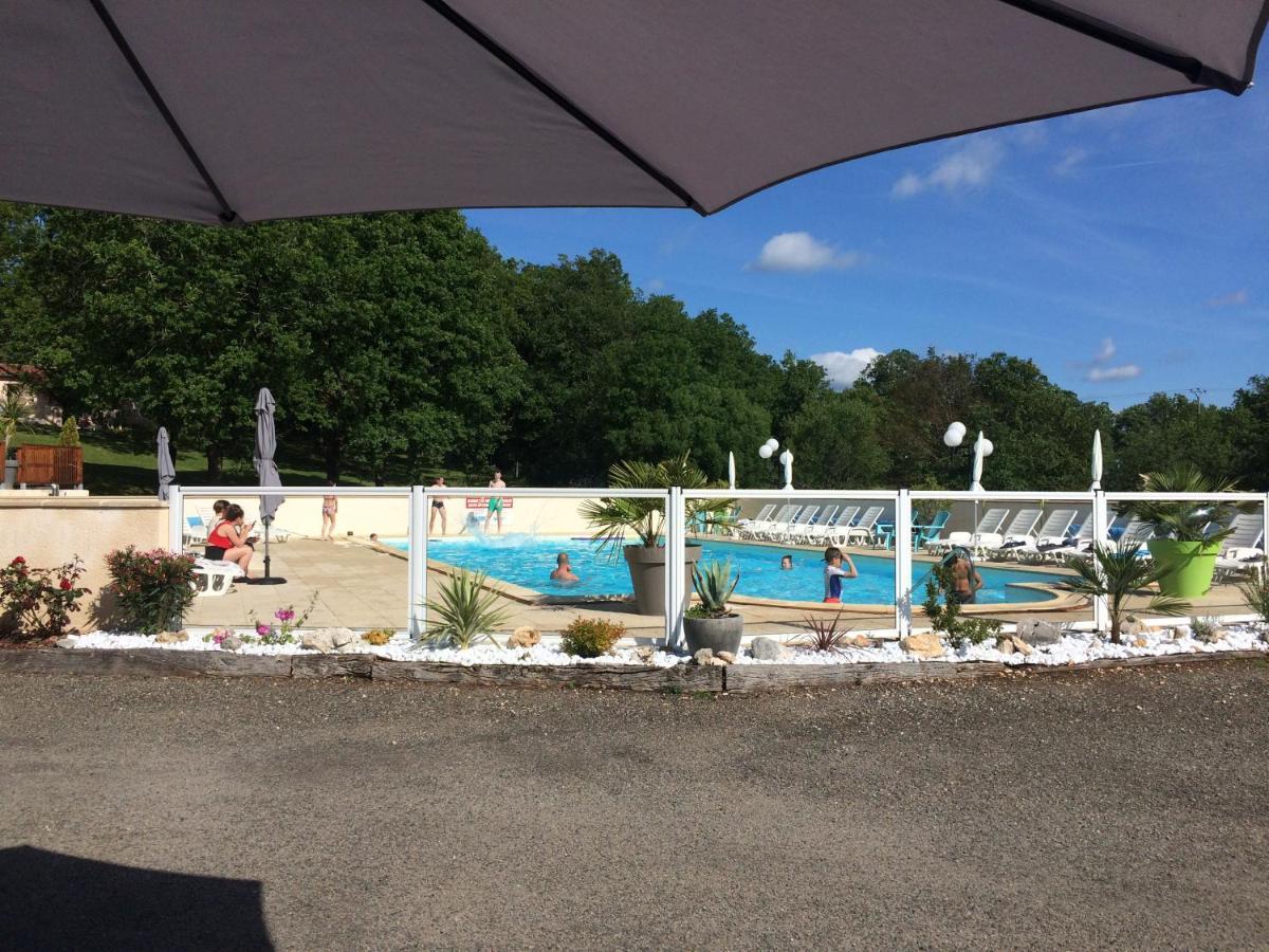 Les Sentiers Du Causse Lentillac du Causse Exterior foto