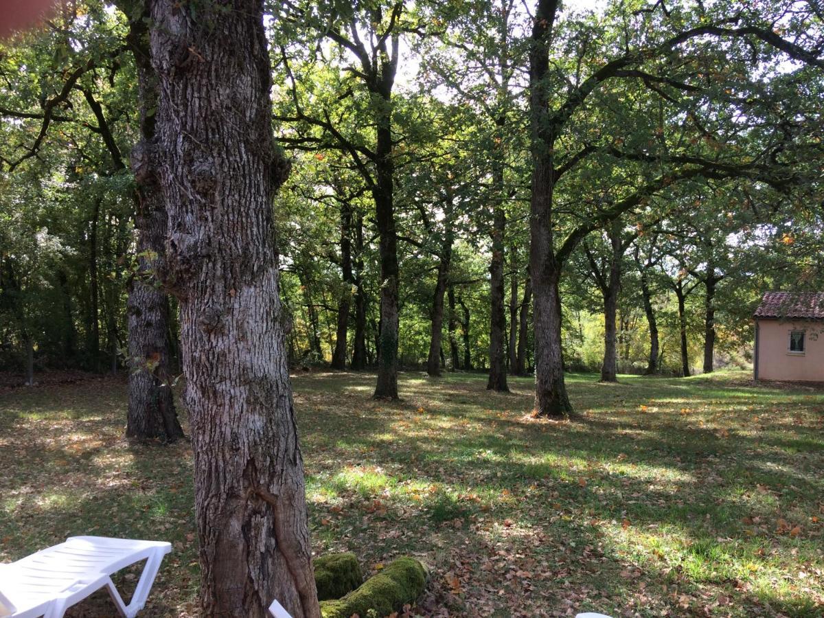 Les Sentiers Du Causse Lentillac du Causse Exterior foto