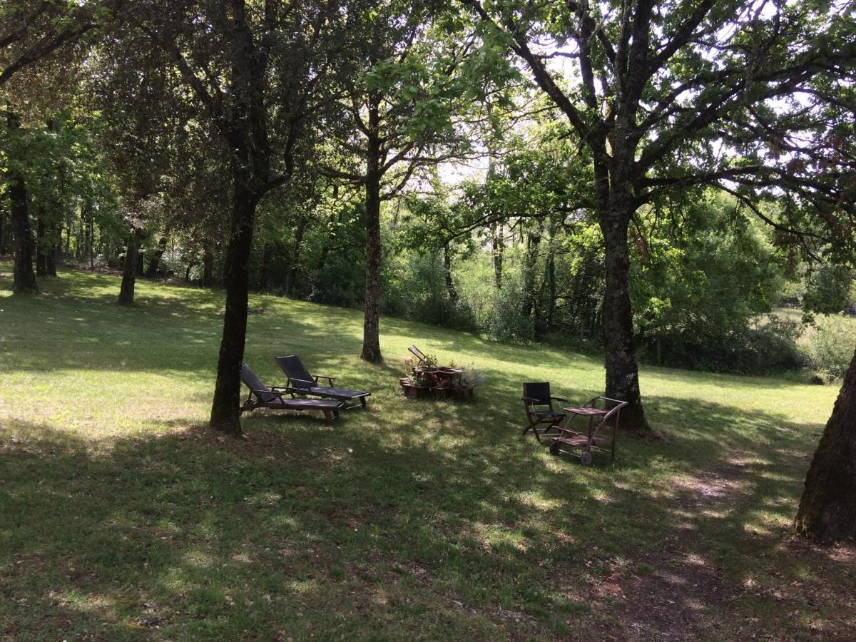 Les Sentiers Du Causse Lentillac du Causse Exterior foto